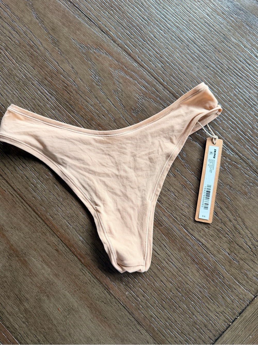 SKIMS Thong - Light Beige